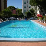 Continental Ξενοδοχείο 3*