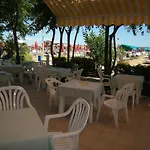 Ξενοδοχείο Continental 3*
