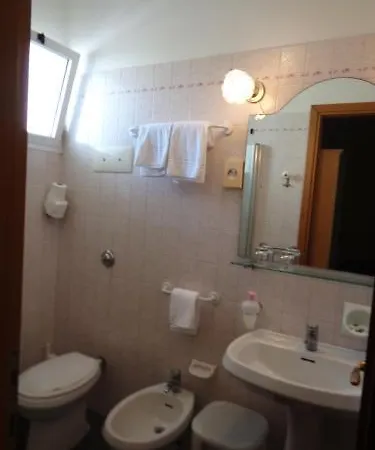 Continental Hotel 3*