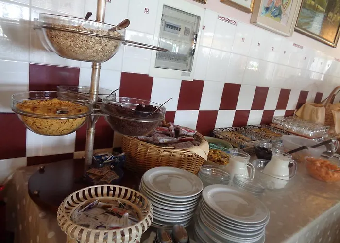 Continental Hotel 3*